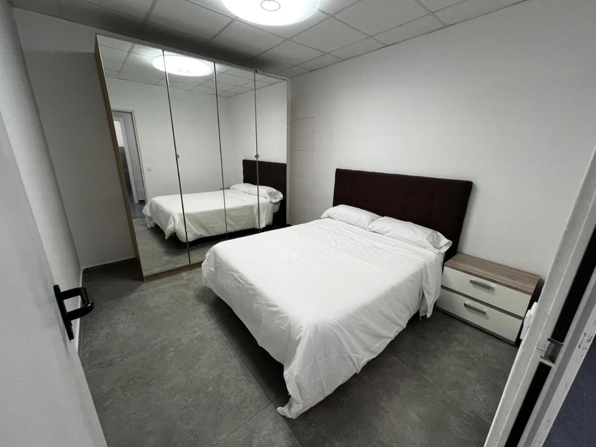 Rmn Tourist Apartment Valencia